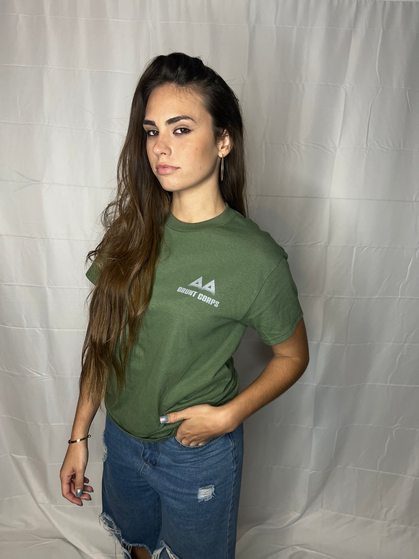 AA-ARMED ALCOHOLICS Green T-shirt